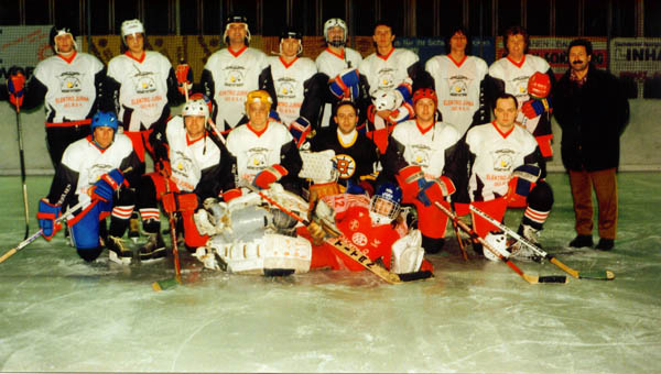Mannschaftsfoto des E.C. ATTACKI