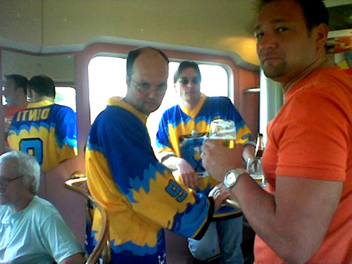 Dinti #9 und Peter #Peda im Zug